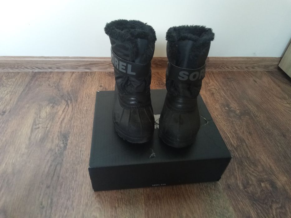 Детски зимни апрески,Sorel,, изключително запазени