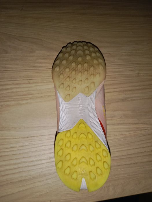 Продам Adidas X crazyfast
