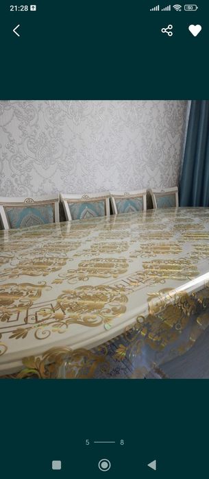 Продаю стол со стульями