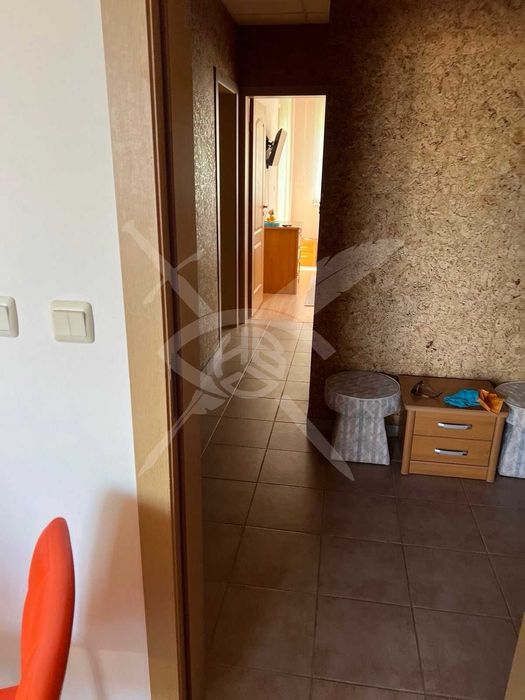 Тристаен апартамент в к.к. Елените 98729