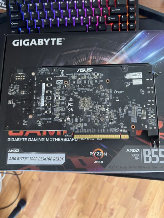 Vand placa video Asus RX580 4GB