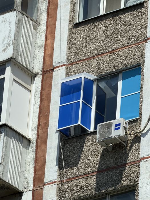 Балконы для кошек на окна в Алматы. Москитные сетки