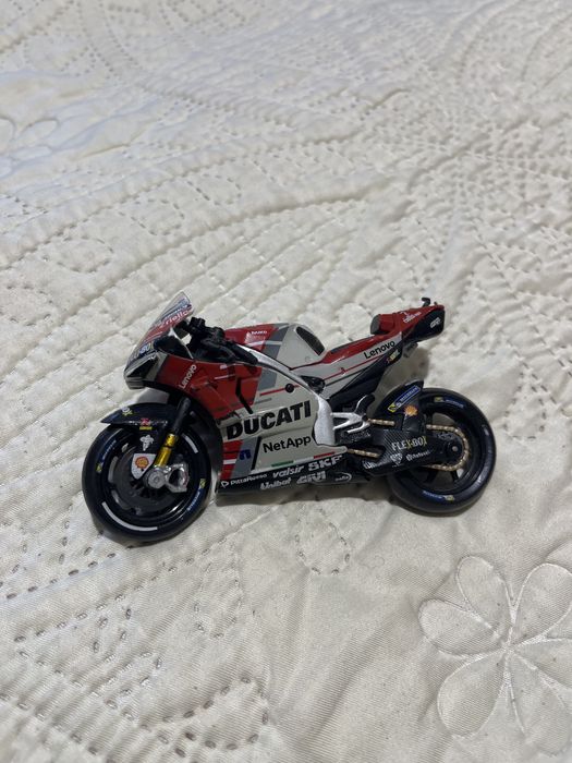 Игрушки детские, фирменные