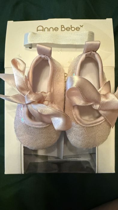 Balerini Anne Bebe paiete roz cu funda saten 3-6 luni