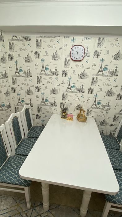 Продам стол со стульями