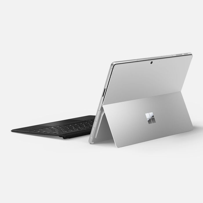 Microsoft pro 7 sotiladi holati zo‘r
