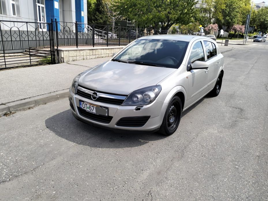 Opel Astra H. Motor 1.7-Diesel