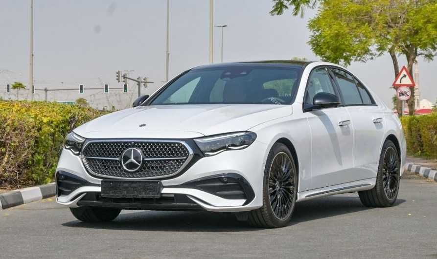 Mercedes-Benz E300 Sedan  Выдача за 1 день!!