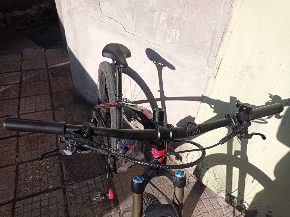 Карбонов хардтейл размер М 29 цола