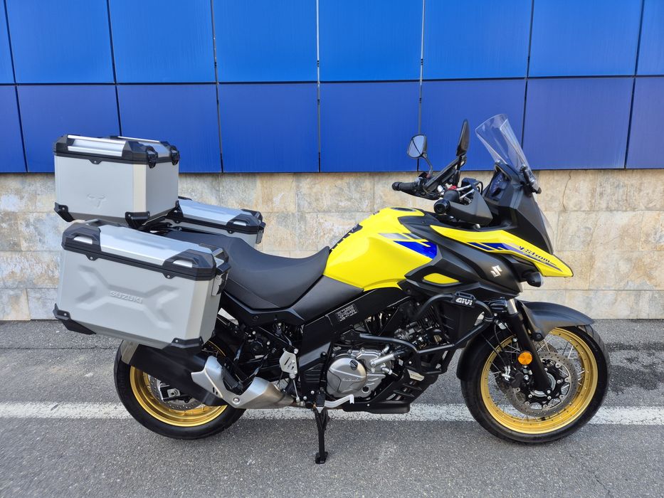 Suzuki V-Strom 650 XT ABS 4850 KM!! ~ Garantie ~ Rate FIXE ~