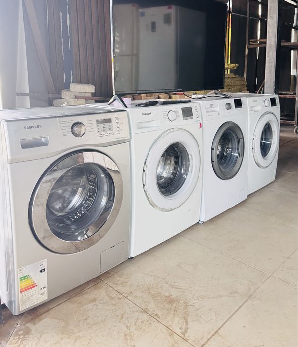 Продам Большой Холодильник с доствкой