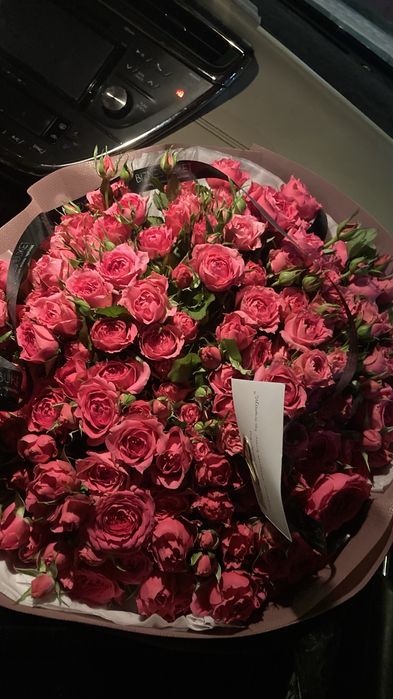 кустовые розы розы.