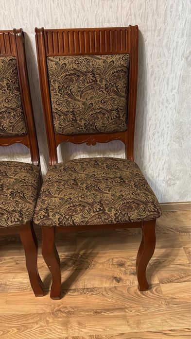 Продам стуля для гостинной