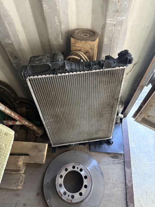 Радиатор на мерседес 211