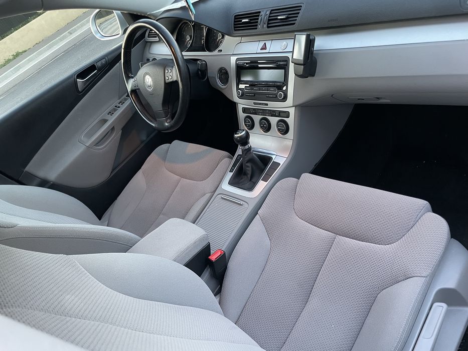 Volswagen passat B 6 benzina 1.4 tsi 122 cai 6 trepte fabricat 2009
