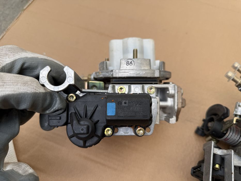 Vand corpuri injectie Dacia 1310/break/Papuc BOSCH