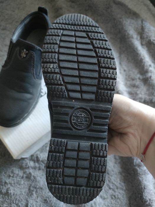 Продам туфли на мальчика 28 рр