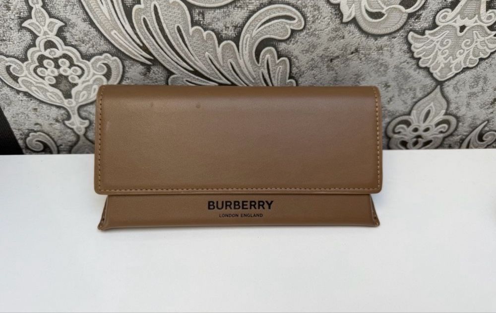Burberry слънчеви очила