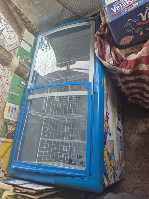 Витринный морозильник