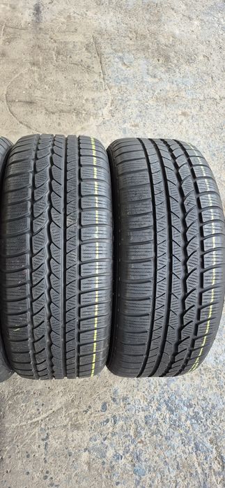 4 anvelope iarna Continental 245/55/17.Pretul este pe bucata.