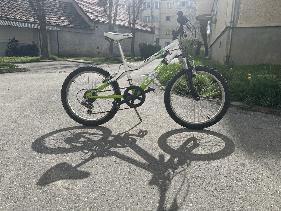 Bicicleta de vanzare