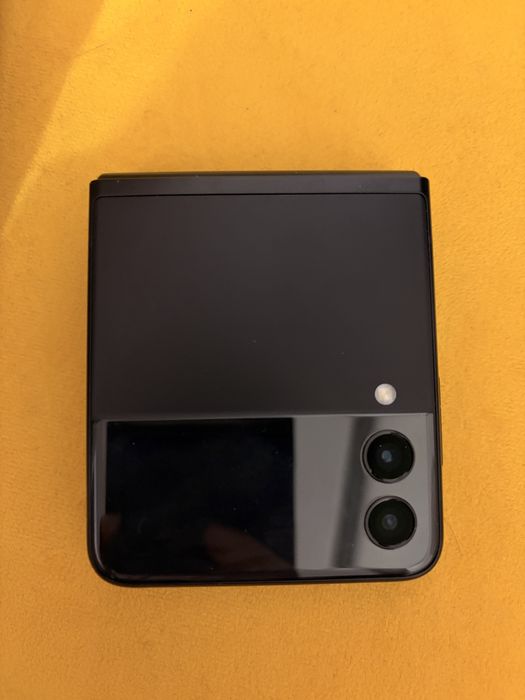 Samsung galaxy z flip 3 128gb
