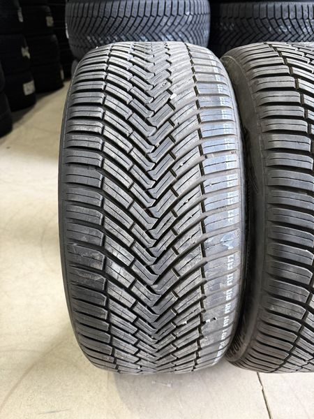 235/40/19 CONTINENTAL 2бр