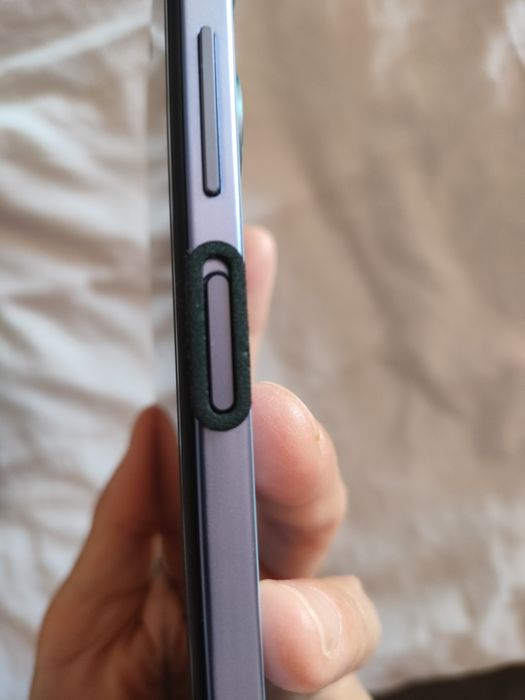 Smartphone S 24 nou
