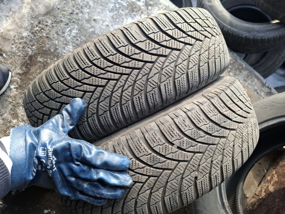 Vand 2 anvelope 185 65 15 firestone de iarna bune dot 2023