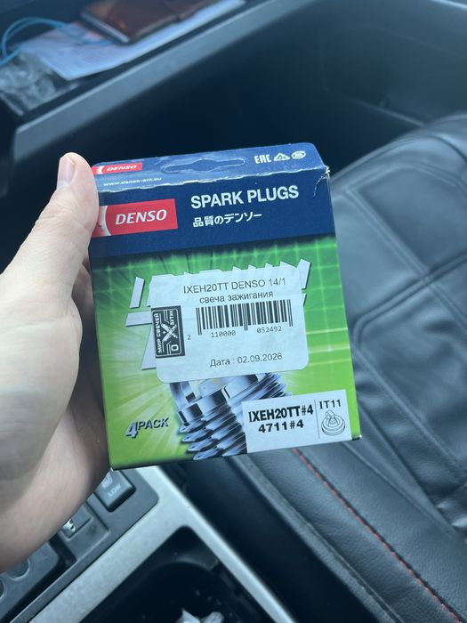 Продам 4 свечи DENSO