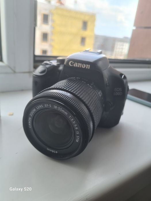 Продам фотик canon eos600