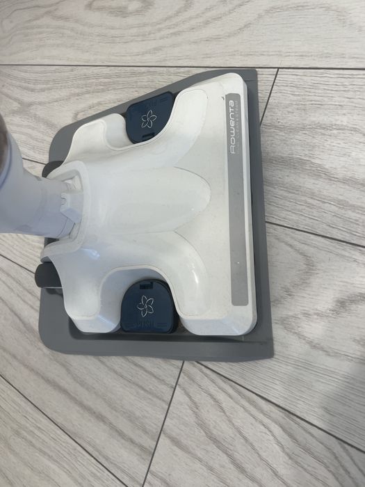 Vand Rowenta air force aspirator si mop steam