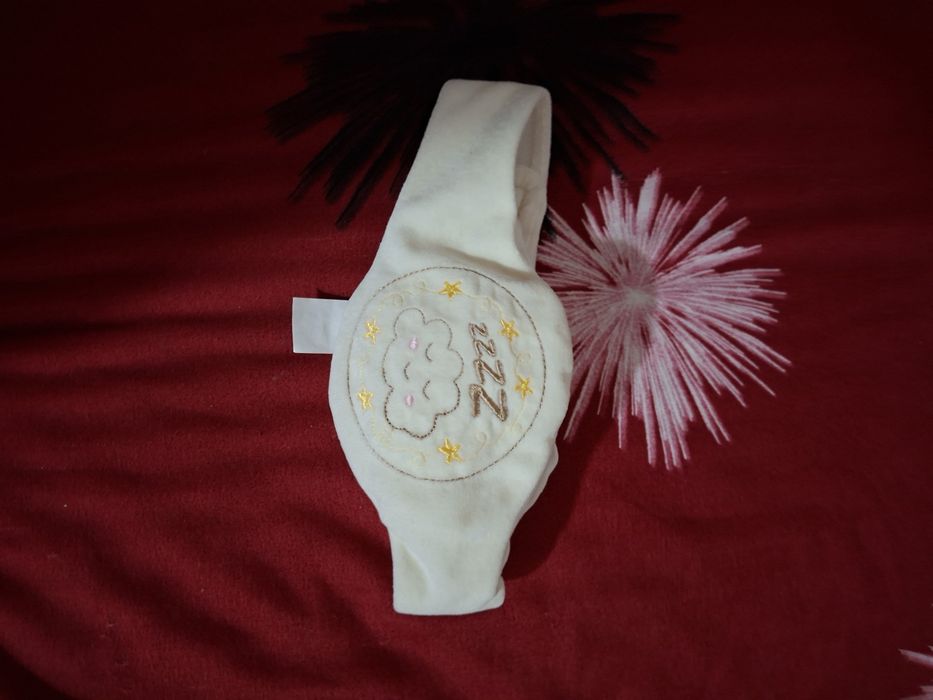 Vand lot de haine marimea 68-74, baieti,combinezon bebe imblanit, geaca groasa si geaca subtire, camasa  si pantaloni primavara, bluza maneca lunga
