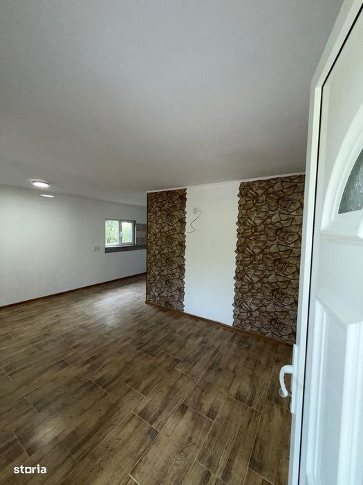 Cabană Nouă Cu Teren Generos Și Casă Tradițională | Ciofrângeni, Argeș