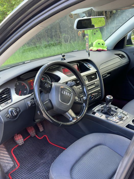 AUDI A4 Avant 2010 — imagine 2