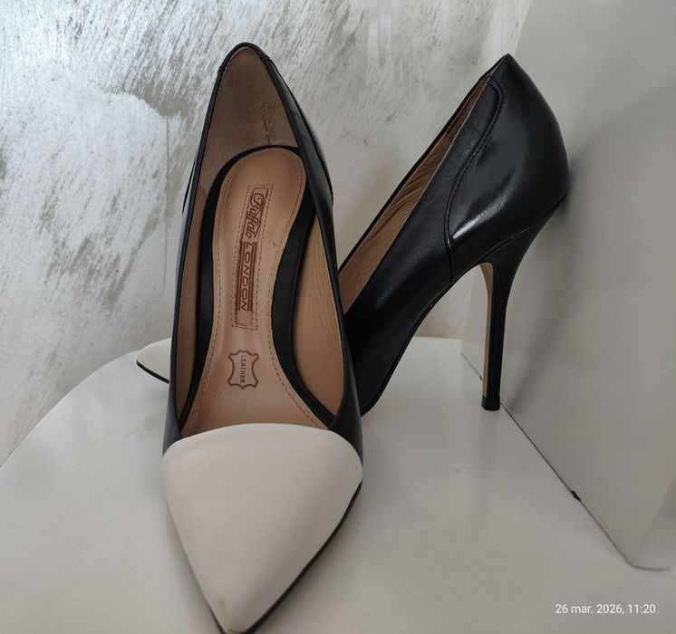 Pantofi cu toc Buffalo
