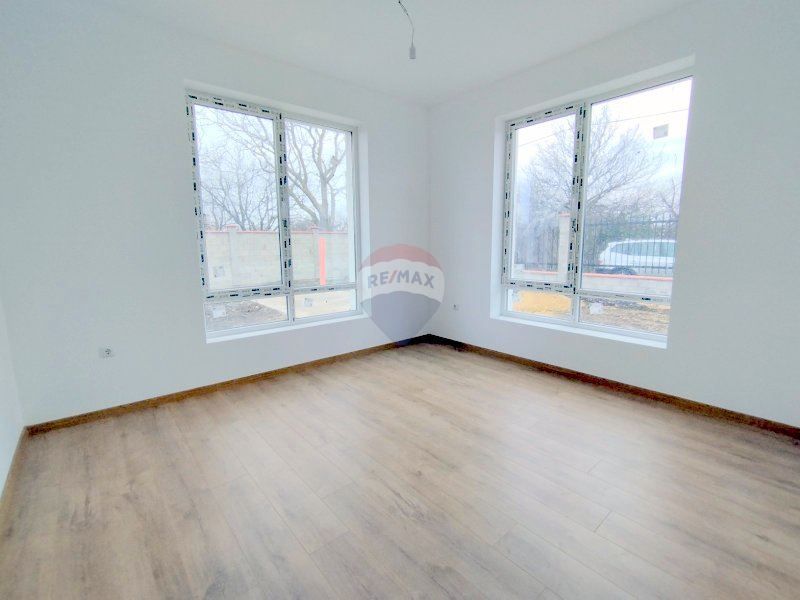 Селска къща за продажба в село Баново, обл. Варна, ТЕ