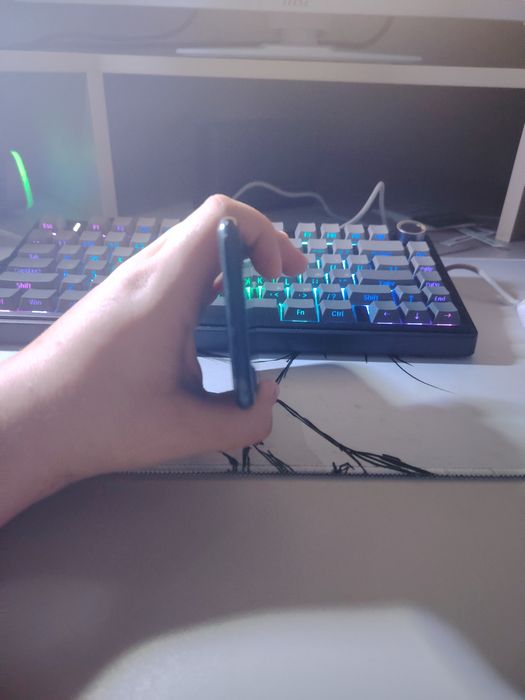 Продаётся iPhone 7