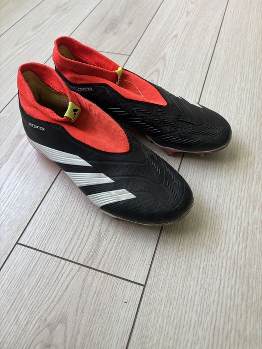 Бутонки Adidas Predator laceless