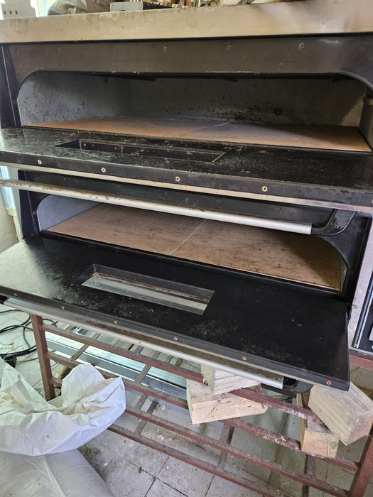 SGS Печка за пица с две фурни за печене