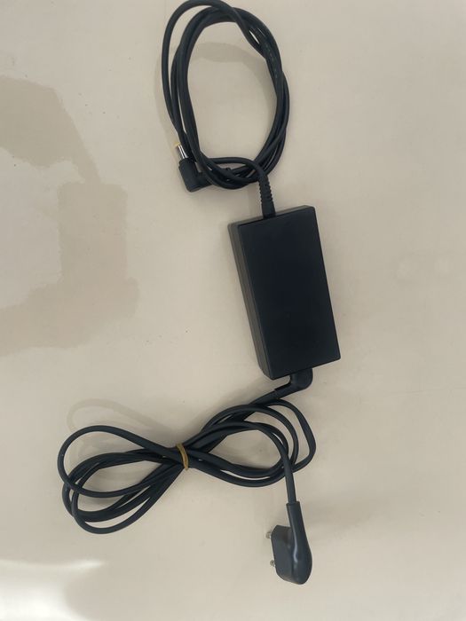 Adaptor curent alternaniv Sony AC NB12 A
