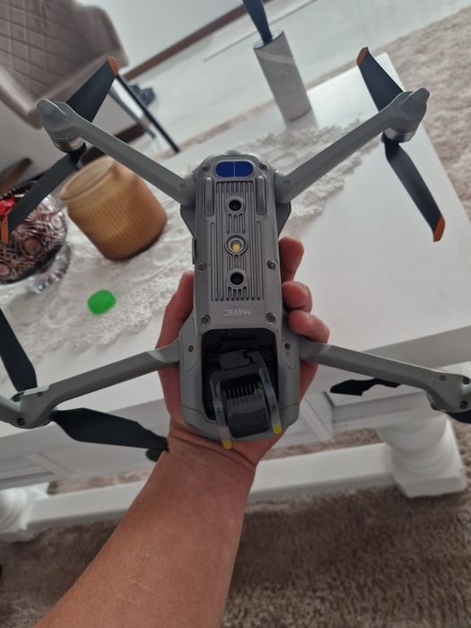 DJI Mavic Air 2 drona