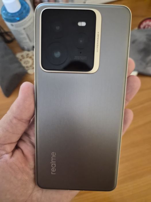 Realme GT 7 PRO Неразличим от нов.