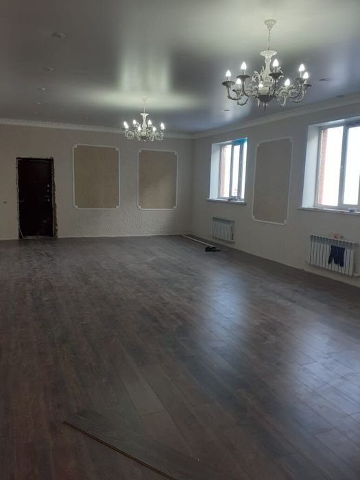 Укладка ламината, плинтуса