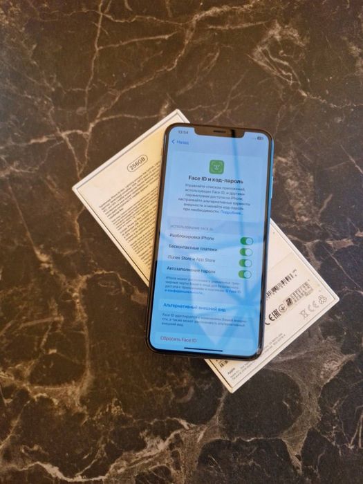 IPhone XS max в хорошем состоянии
