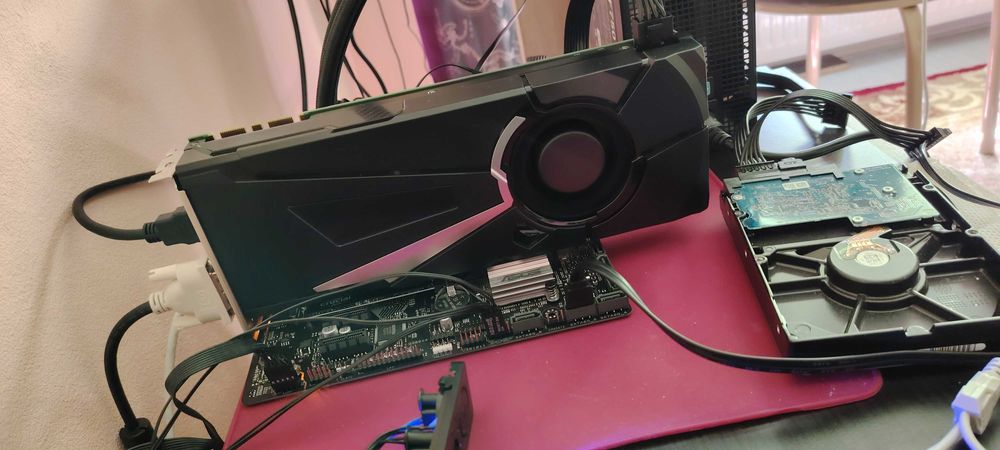 Servicii Asamblare PC Premium / Modding / Mentenanta / Instalare WIN11