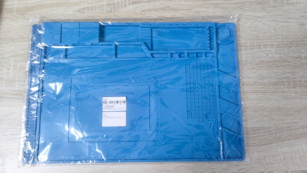 Pad de lucru circuite electrice telefoane,antistatic si termorezistent