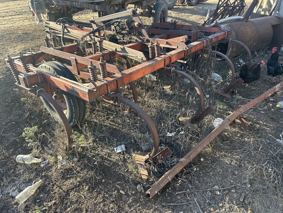 Продам культиватор дт 3,9