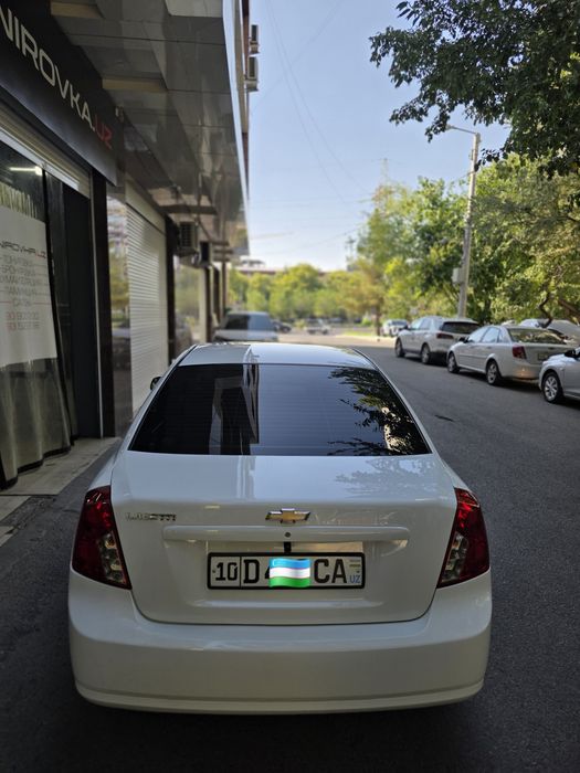 Gentra AT sotiladi 39500 prabeg kraska toza