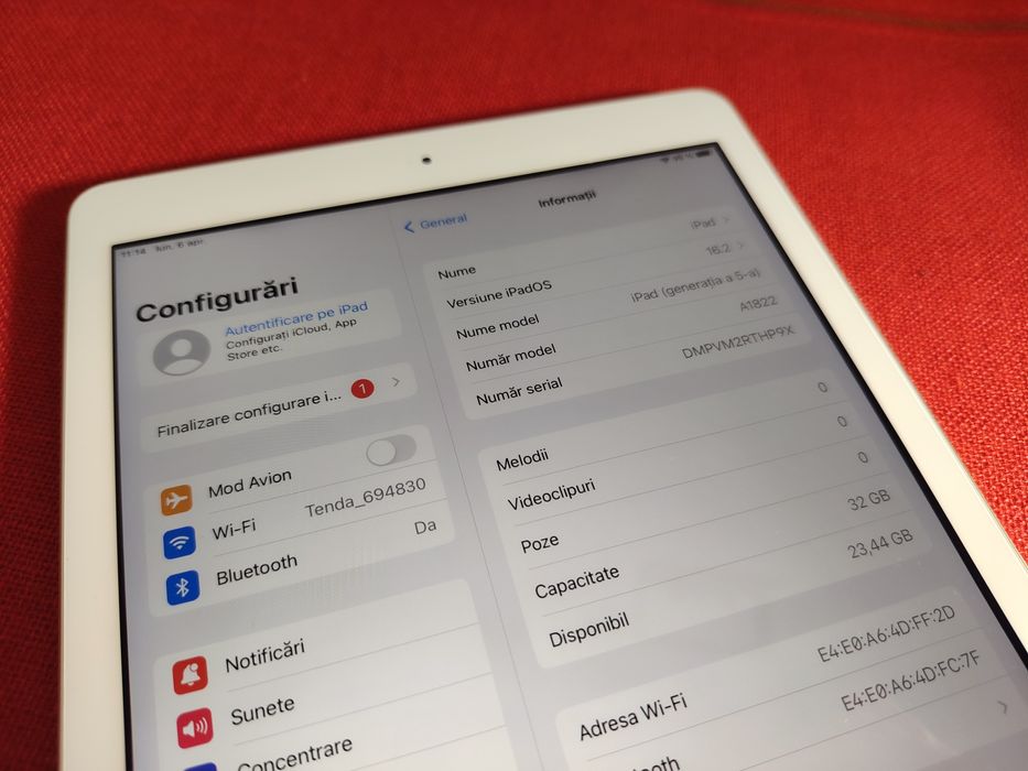 SUPEROFERTĂ! iPad 5 Wi-Fi 32 GB | Gold Edition